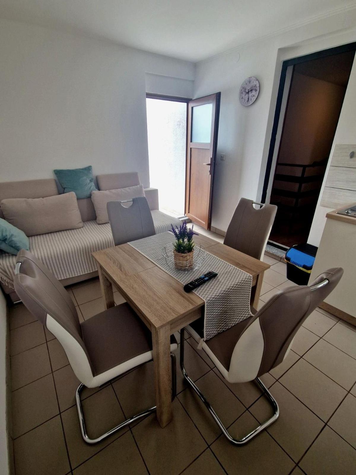 Apartman Seka Kraljevica Exterior photo
